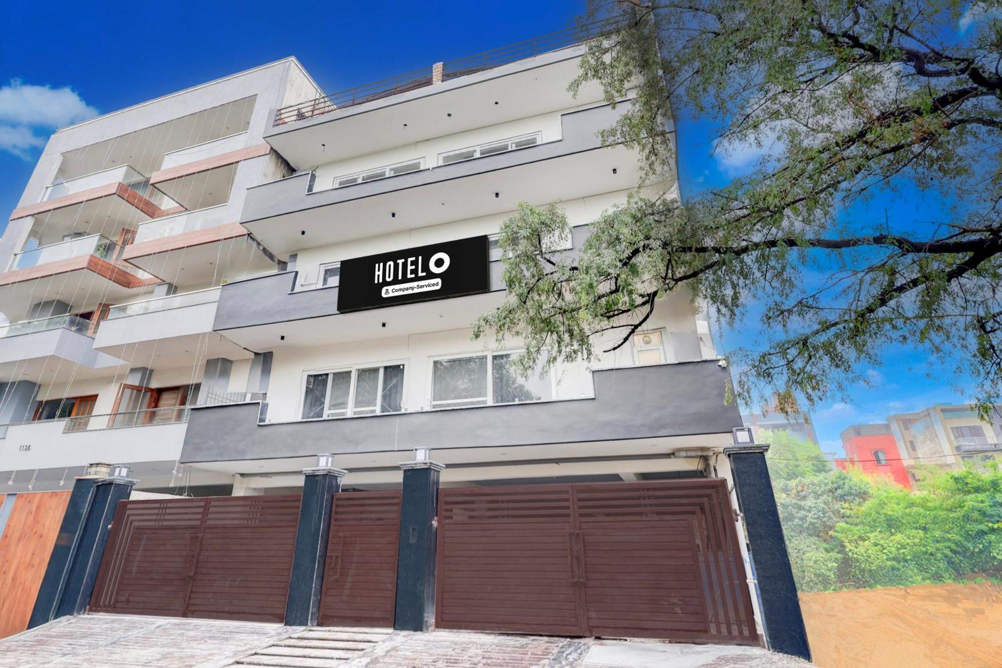 Super Hotel O Sector 43 Гургаон Екстериор снимка